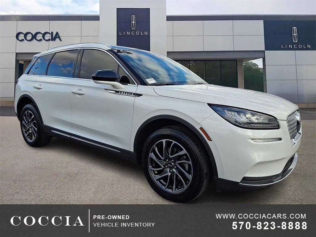 2020 Lincoln Corsair Standard photo 3
