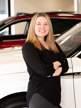 Staff member Desiree Gurdock from ID_de73650c205b