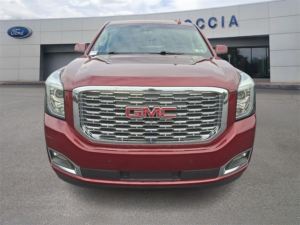 2018 Gmc Yukon Denali photo 2