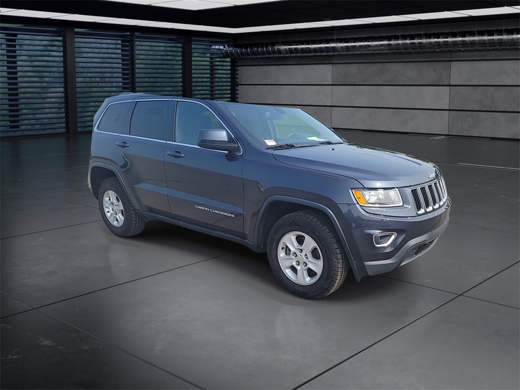 Used 2015 Jeep Grand Cherokee Laredo E with VIN 1C4RJFAG2FC172279 for sale in Wilkes-Barre, PA