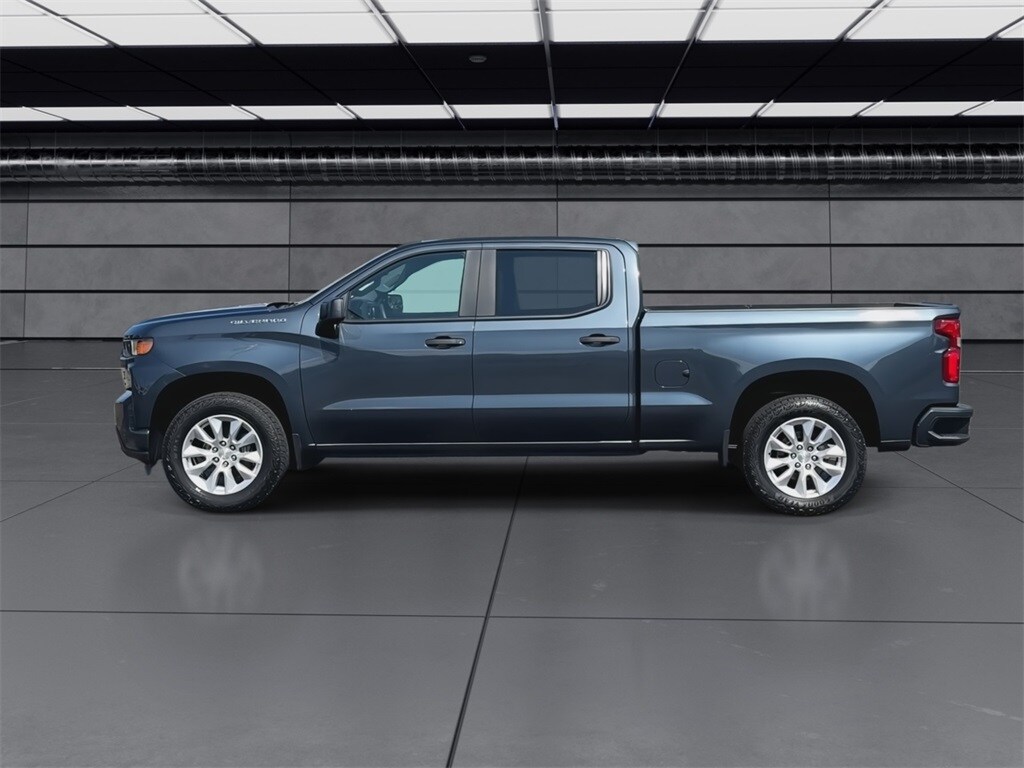 2020 Chevrolet Silverado 1500 Custom photo 3