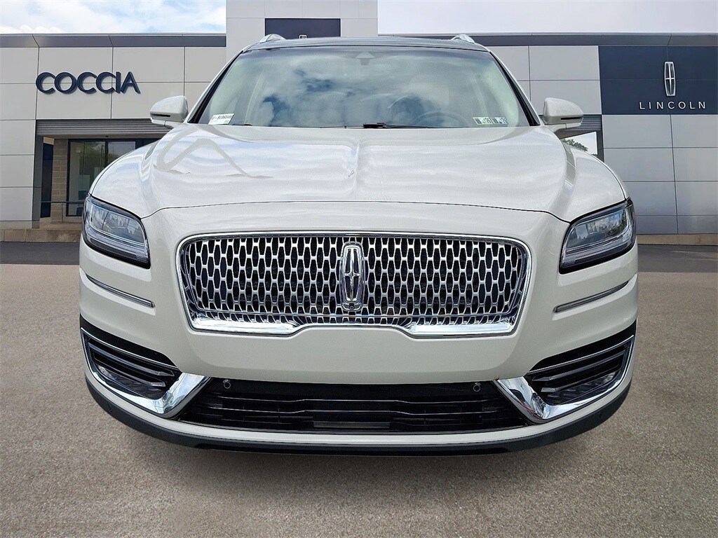 2020 Lincoln Nautilus Reserve photo 2