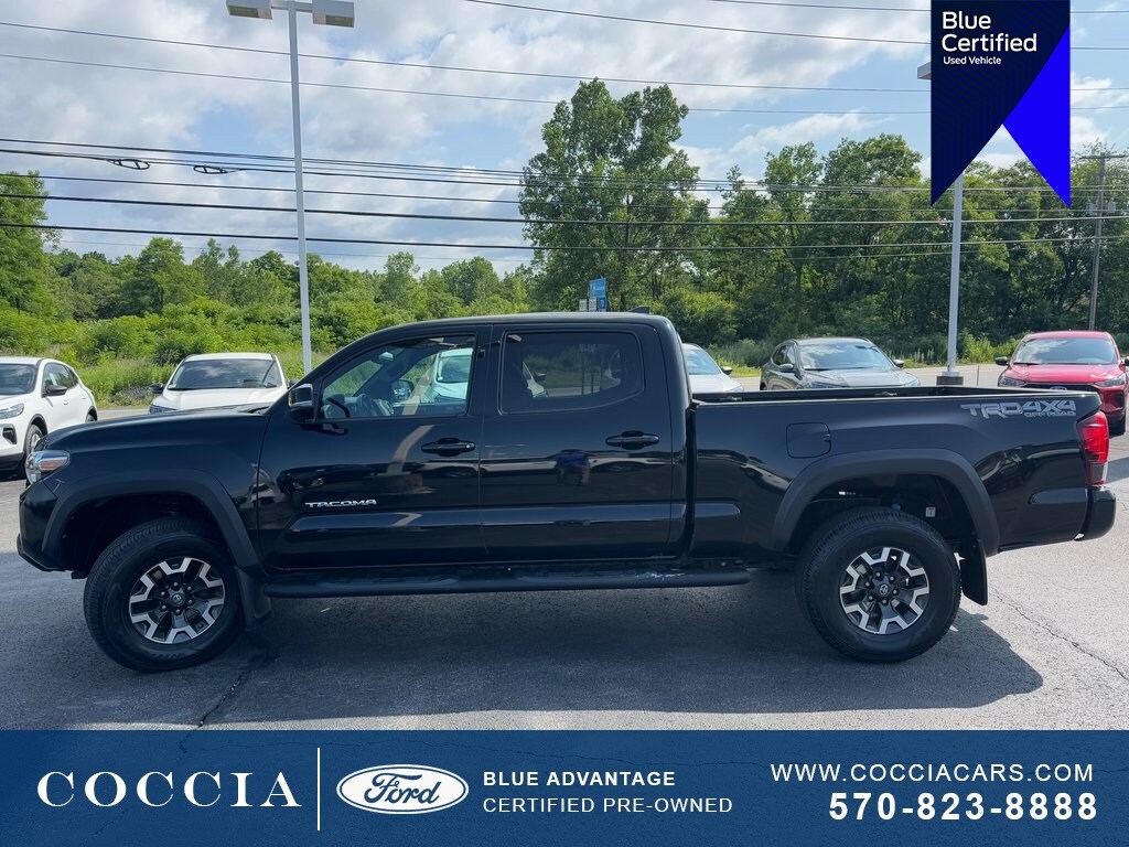 2019 Toyota Tacoma SR5 photo 2