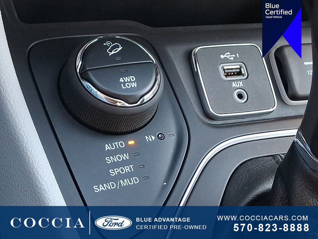 2021 Jeep Cherokee Latitude Lux - Photo 25