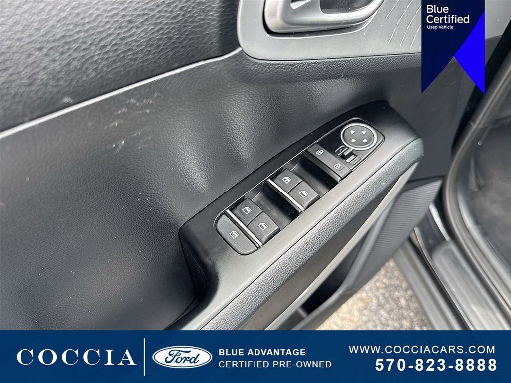 2023 Kia Soul LX - Photo 32