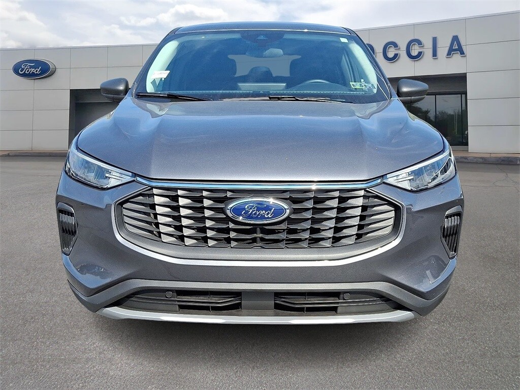 2023 Ford Escape Active photo 2