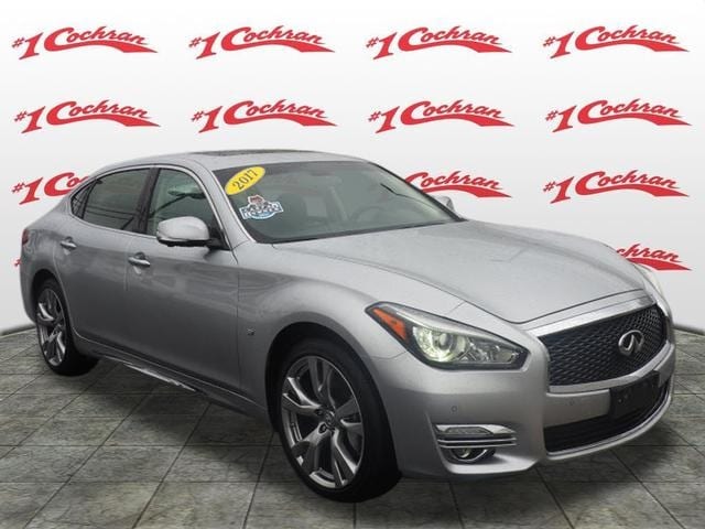 Certified 2017 INFINITI Q70L 3.7 with VIN JN1BY1PR8HM210204 for sale in Wexford, PA