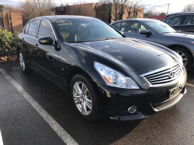 2015 INFINITI Q40
