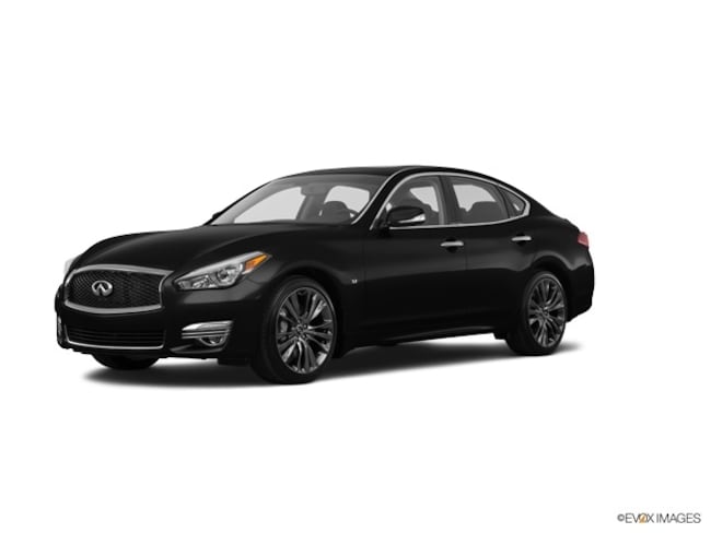 2017 INFINITI Q70 3.7 AWD's photo