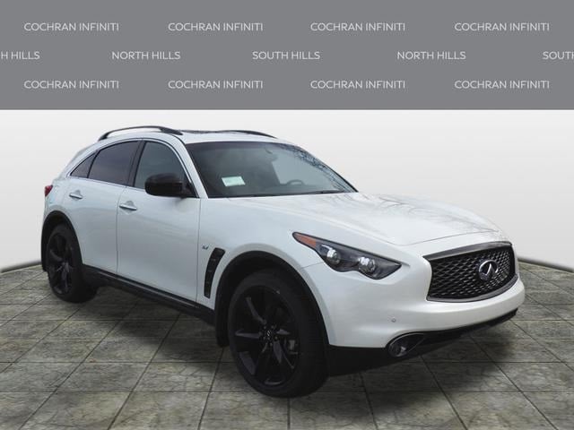 2017 INFINITI QX70