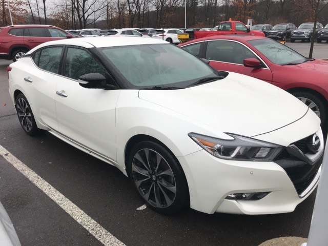 2016 Nissan Maxima SR