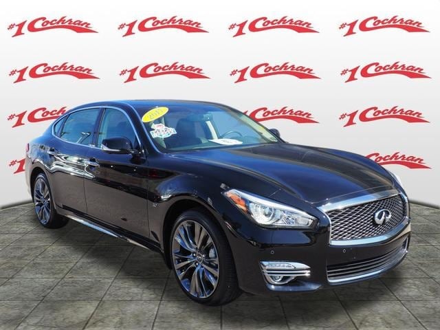 Certified 2017 INFINITI Q70L 3.7 with VIN JN1BY1PR7HM210789 for sale in Wexford, PA