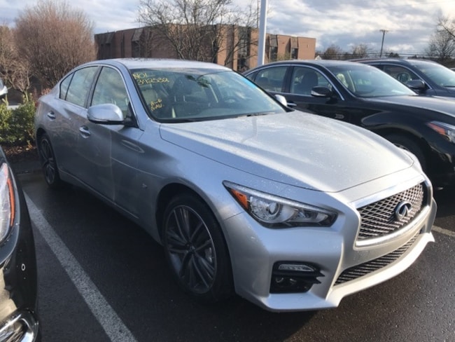 2015 INFINITI Q50