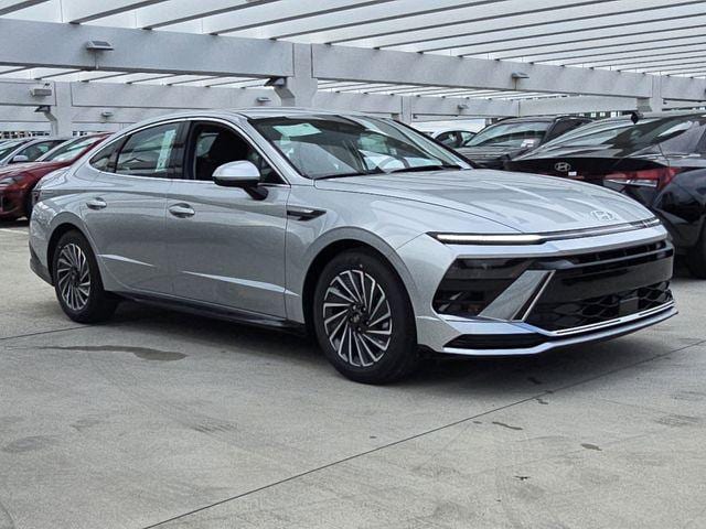 2025 Hyundai Sonata Hybrid SEL - Photo 16