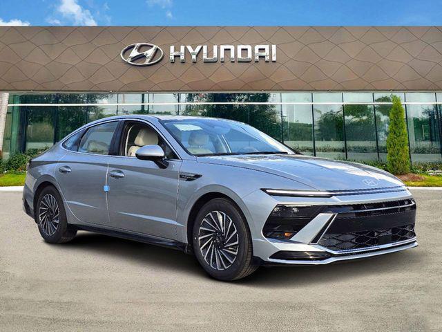 2025 Hyundai Sonata Hybrid