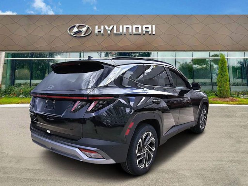 New 2026 Hyundai Tucson SEL Plus FWD SUV