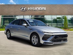 2026 Hyundai Sonata SE Sedan