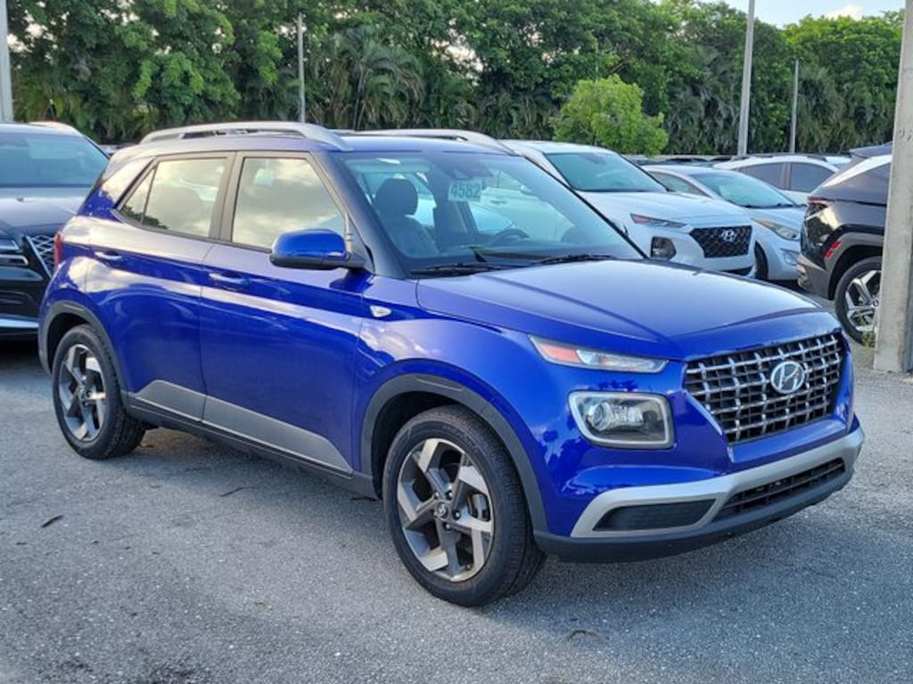 Certified 2021 Hyundai Venue SEL SUV