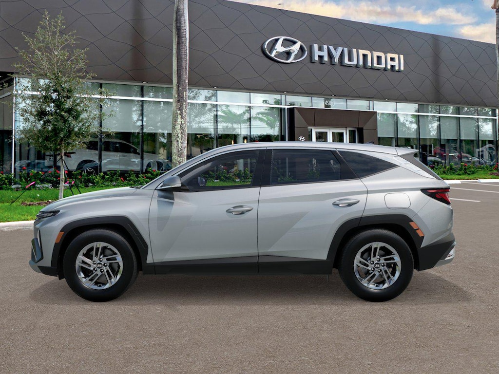 New 2026 Hyundai Tucson SE FWD SUV