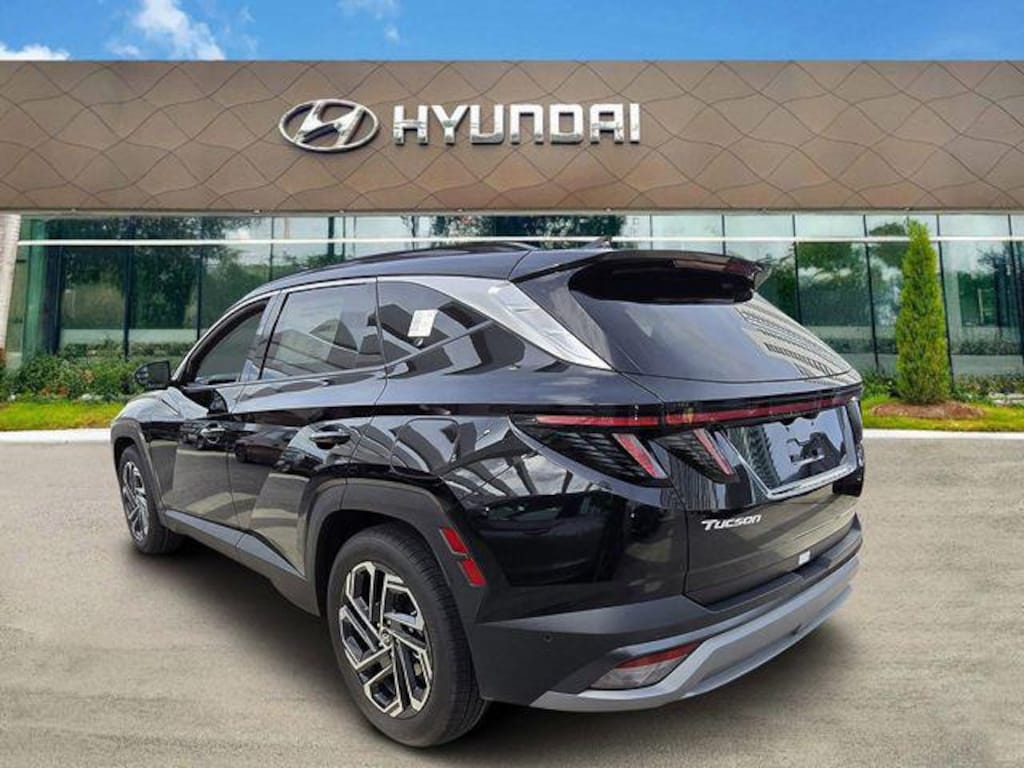 New 2026 Hyundai Tucson Limited FWD SUV