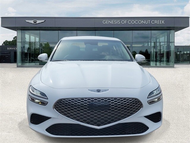 2025 Genesis G70 2.5T photo 2