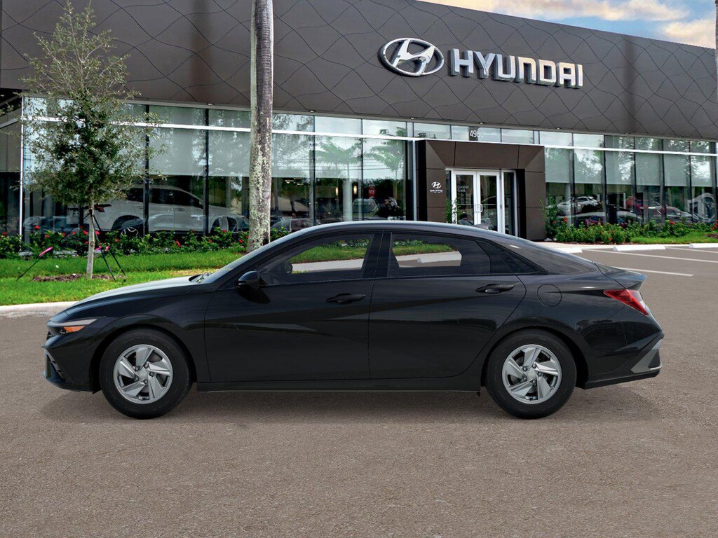 New 2026 Hyundai Elantra SE Sedan