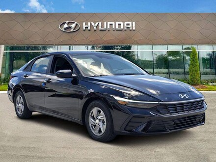 2026 Hyundai Elantra SE Sedan