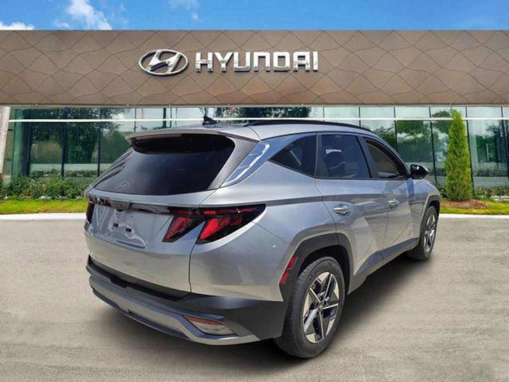New 2026 Hyundai Tucson SEL FWD SUV