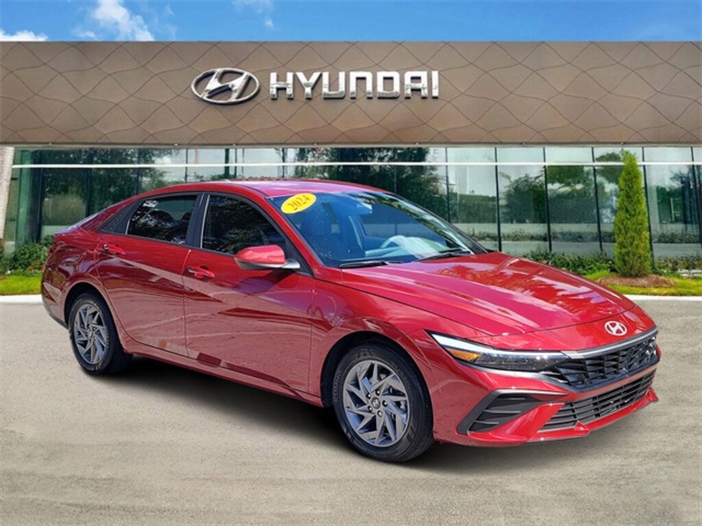 Certified 2024 Hyundai Elantra SEL Sedan