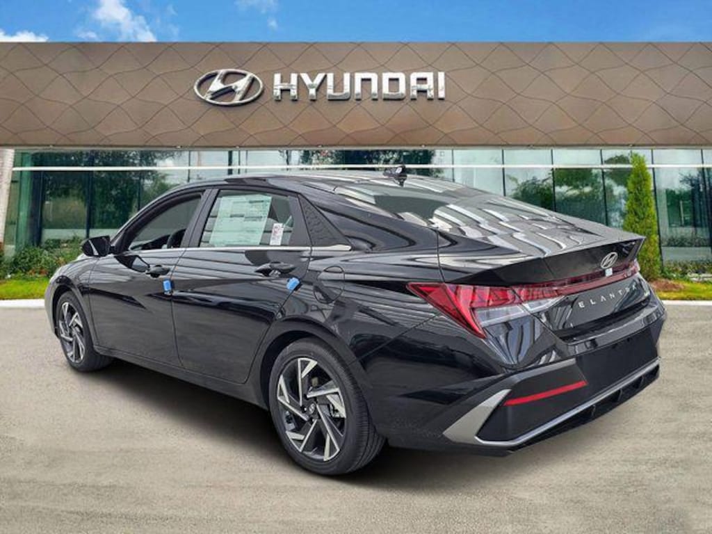 New 2026 Hyundai Elantra Limited Sedan