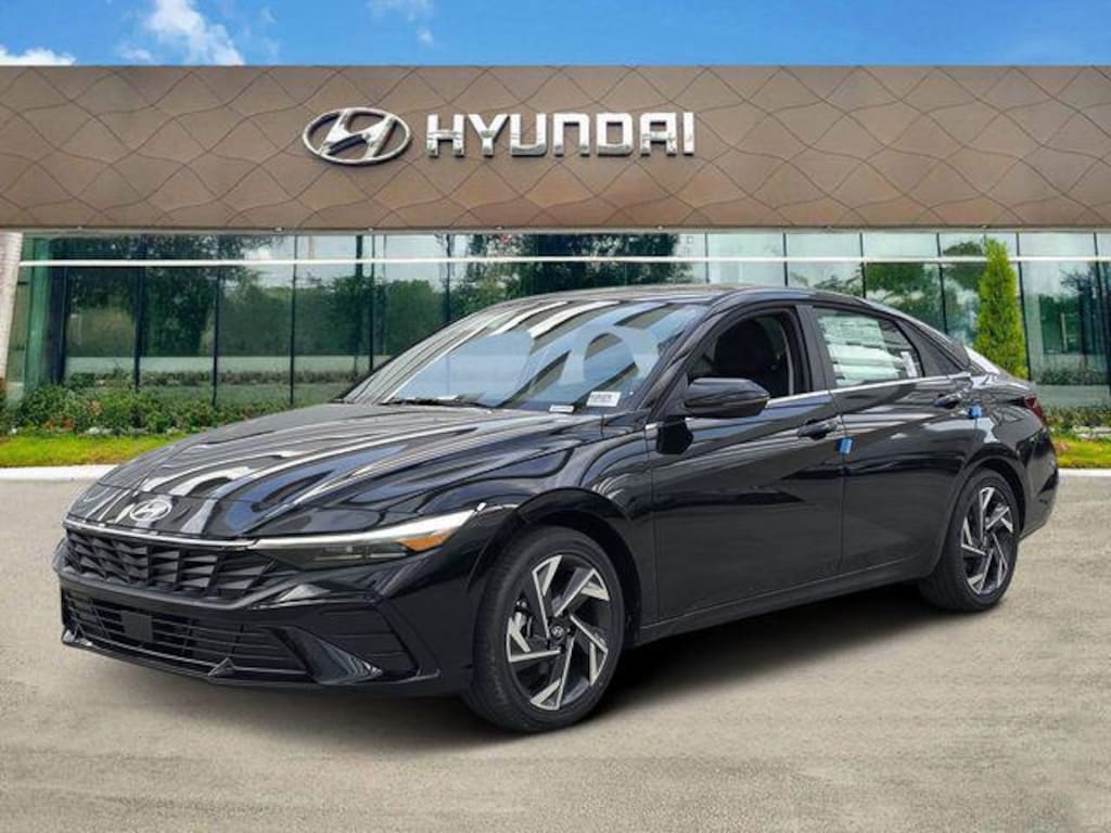 New 2026 Hyundai Elantra Limited Sedan