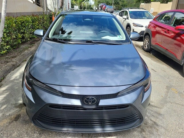 2023 Toyota Corolla SE XLE photo 2