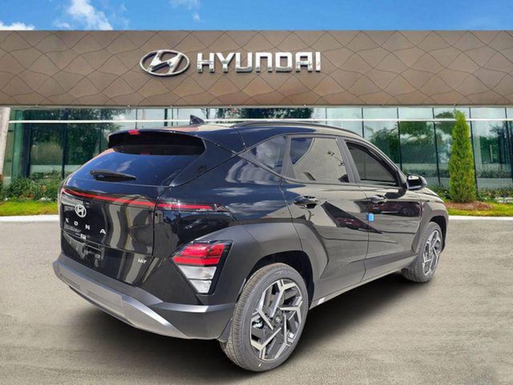 New 2026 Hyundai Kona SEL Premium FWD SUV