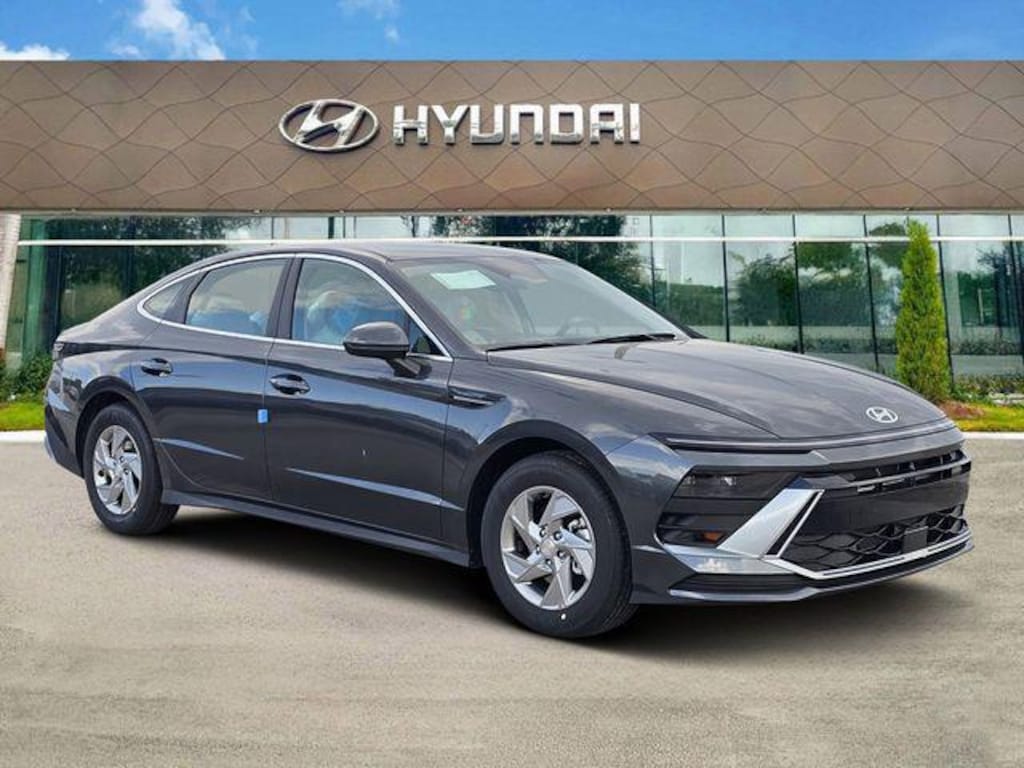 New 2026 Hyundai Sonata SE Sedan