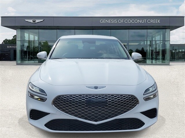 2025 Genesis G70 2.5T photo 2