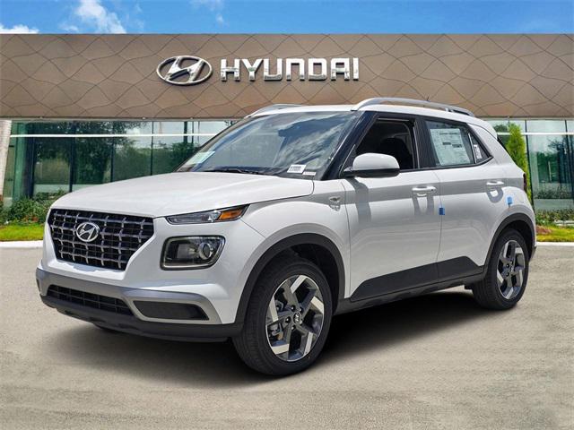 2025 Hyundai Venue SEL photo 2