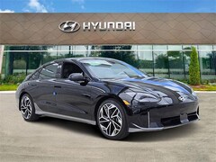 2025 Hyundai IONIQ 6 SEL Sedan