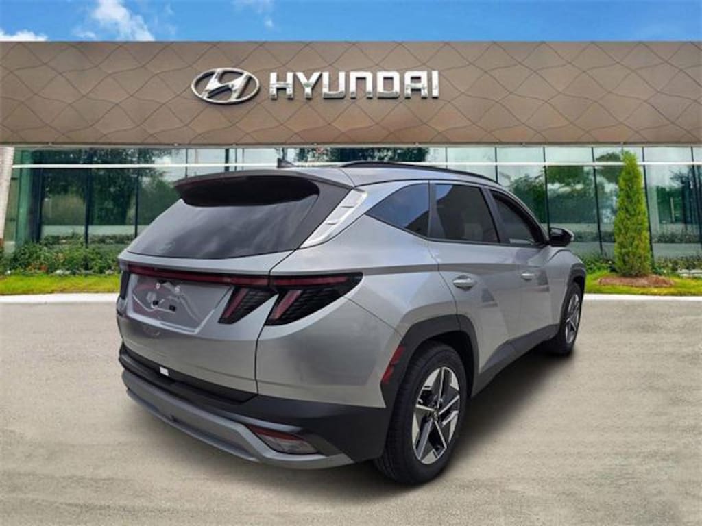 New 2026 Hyundai Tucson SEL FWD SUV