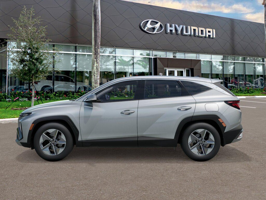 New 2026 Hyundai Tucson Hybrid SEL SUV