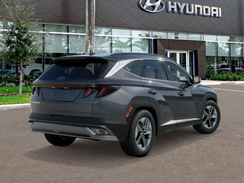 New 2026 Hyundai Tucson SEL Premium FWD SUV