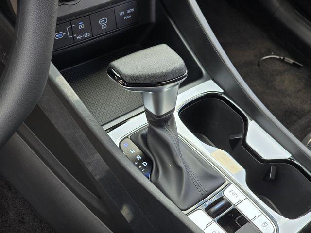 2026 Hyundai Tucson SE - Photo 13