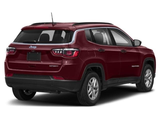 2021 Jeep Compass Latitude photo 2