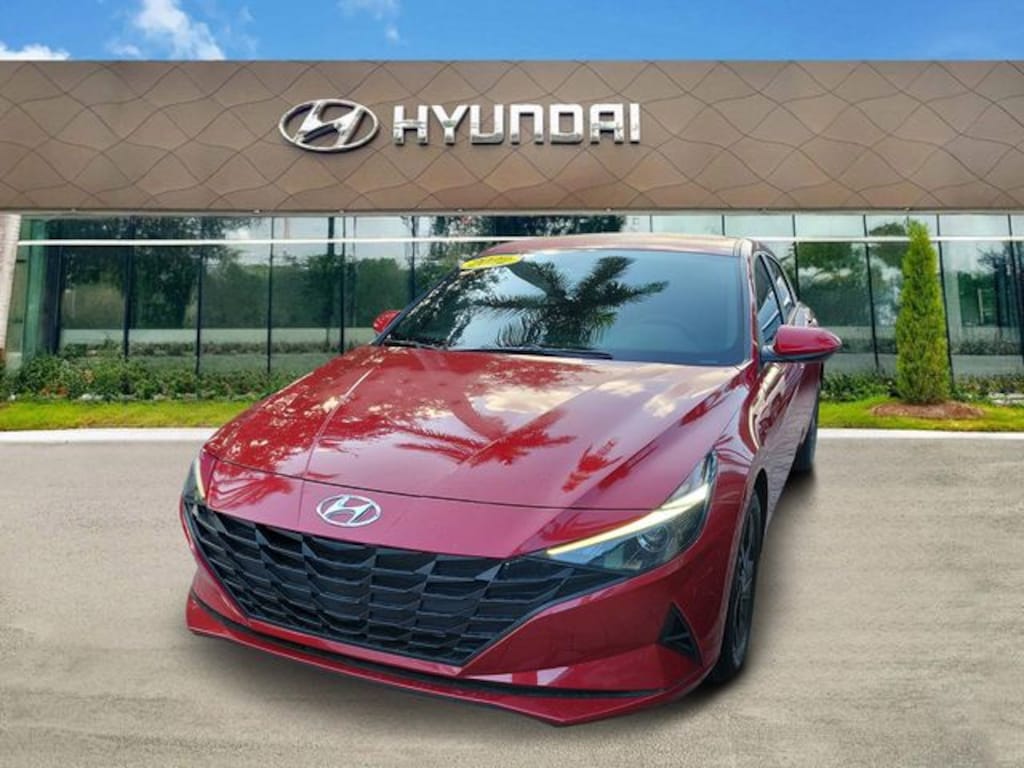 Used 2022 Hyundai Elantra SEL Sedan