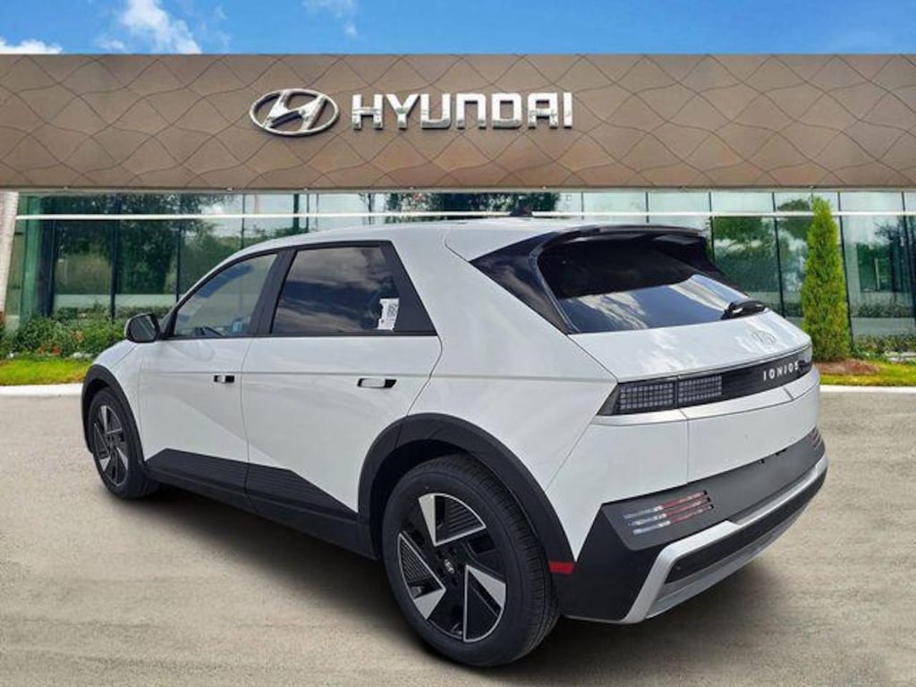 New 2027 Hyundai IONIQ 5 SE SUV