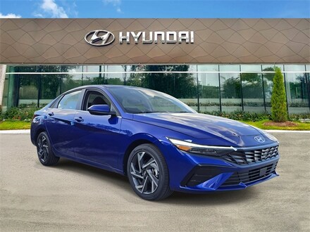 2025 Hyundai Elantra SEL Convenience Sedan