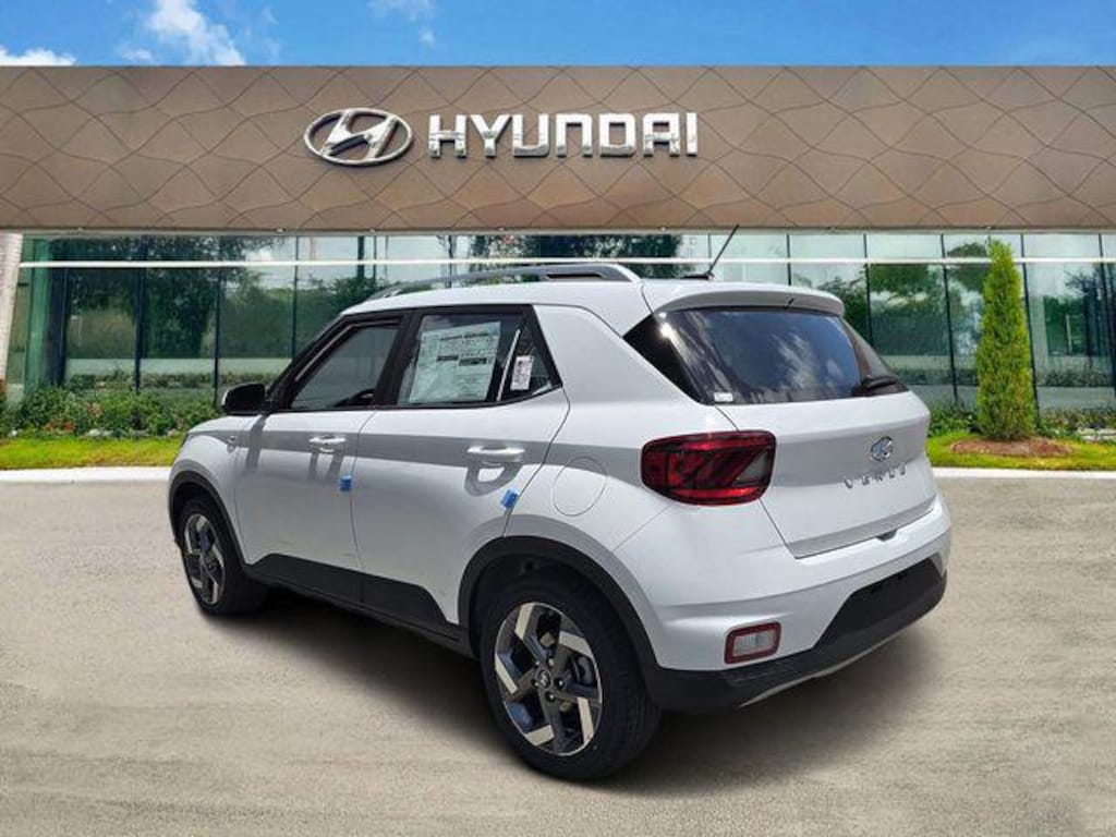 New 2026 Hyundai Venue SEL SUV