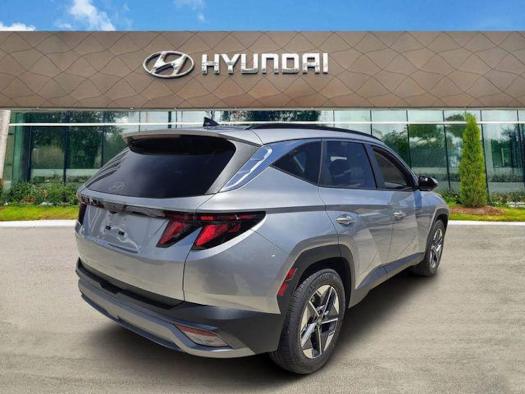 New 2026 Hyundai Tucson SEL FWD SUV