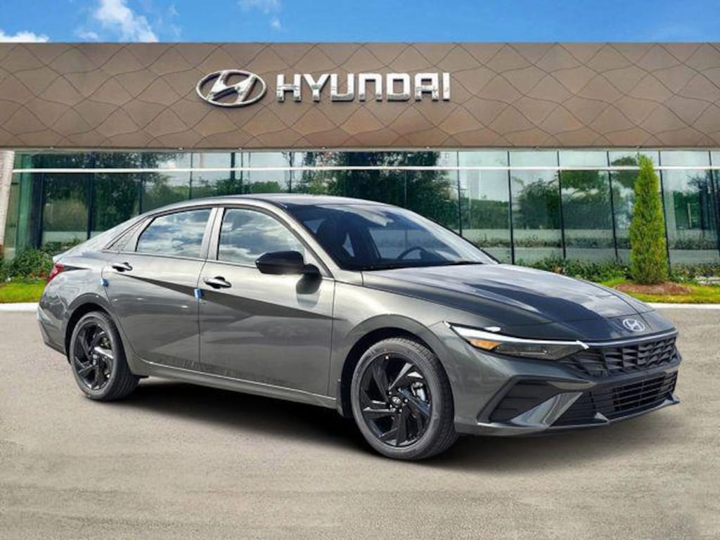 New 2026 Hyundai Elantra SEL Sport Sedan