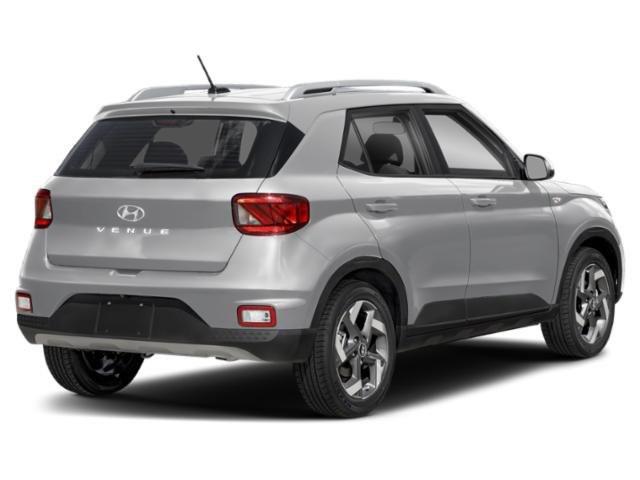 2025 Hyundai Venue SEL photo 2