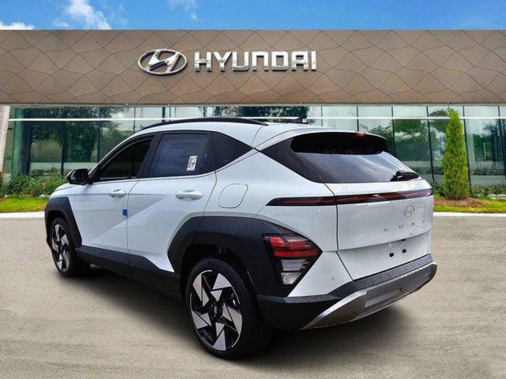 New 2026 Hyundai Kona Limited FWD SUV